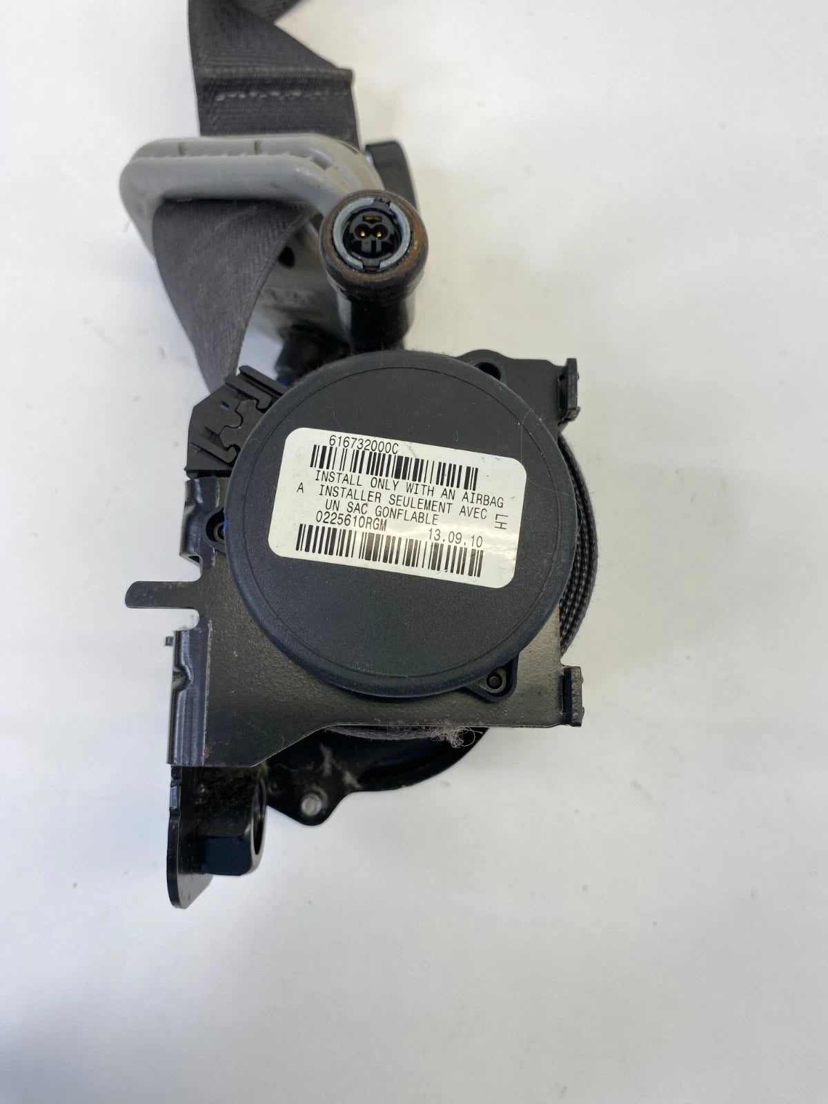 2011 2012 CHEVROLET MALIBU FRONT LEFT DRIVER SIDE SEAT BELT RETRACTOR 15903263