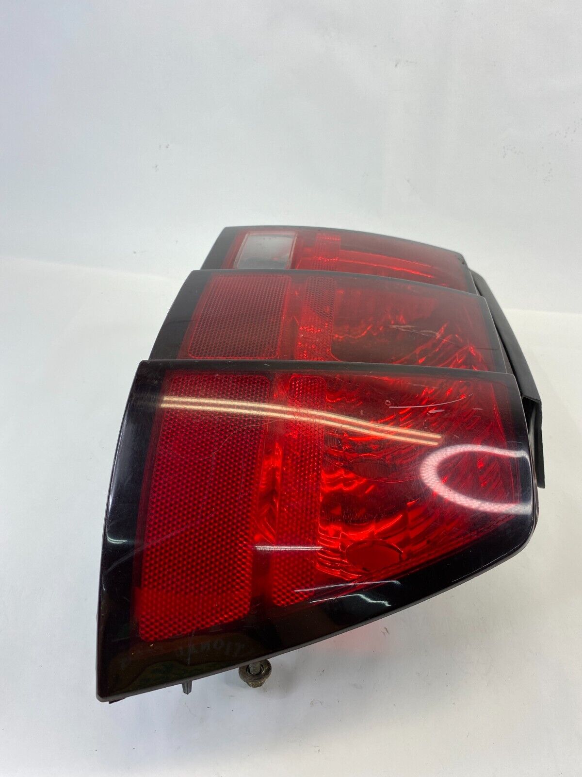 99-04 Ford Mustang Back Rear Right Side Tail Light Taillight Lamp XR33-13B504-A