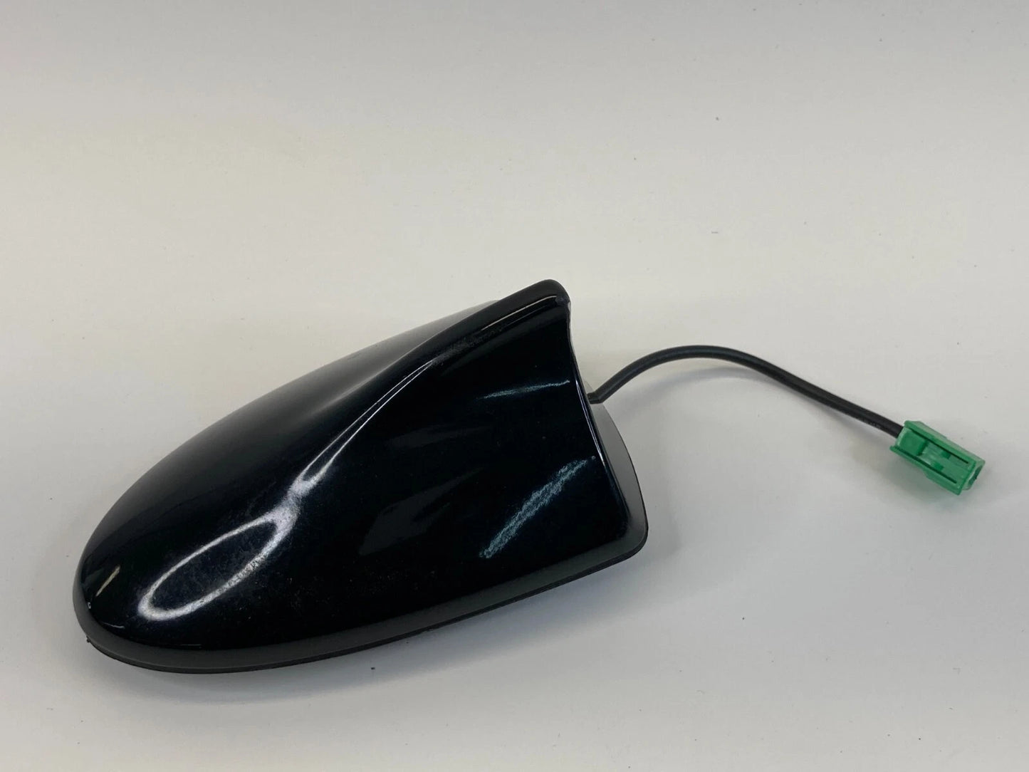 2007 2008 INFINITI G35 ROOF MOUNT SHARK FIN RADIO ANTENNA UNIT COVER 19D202B OEM