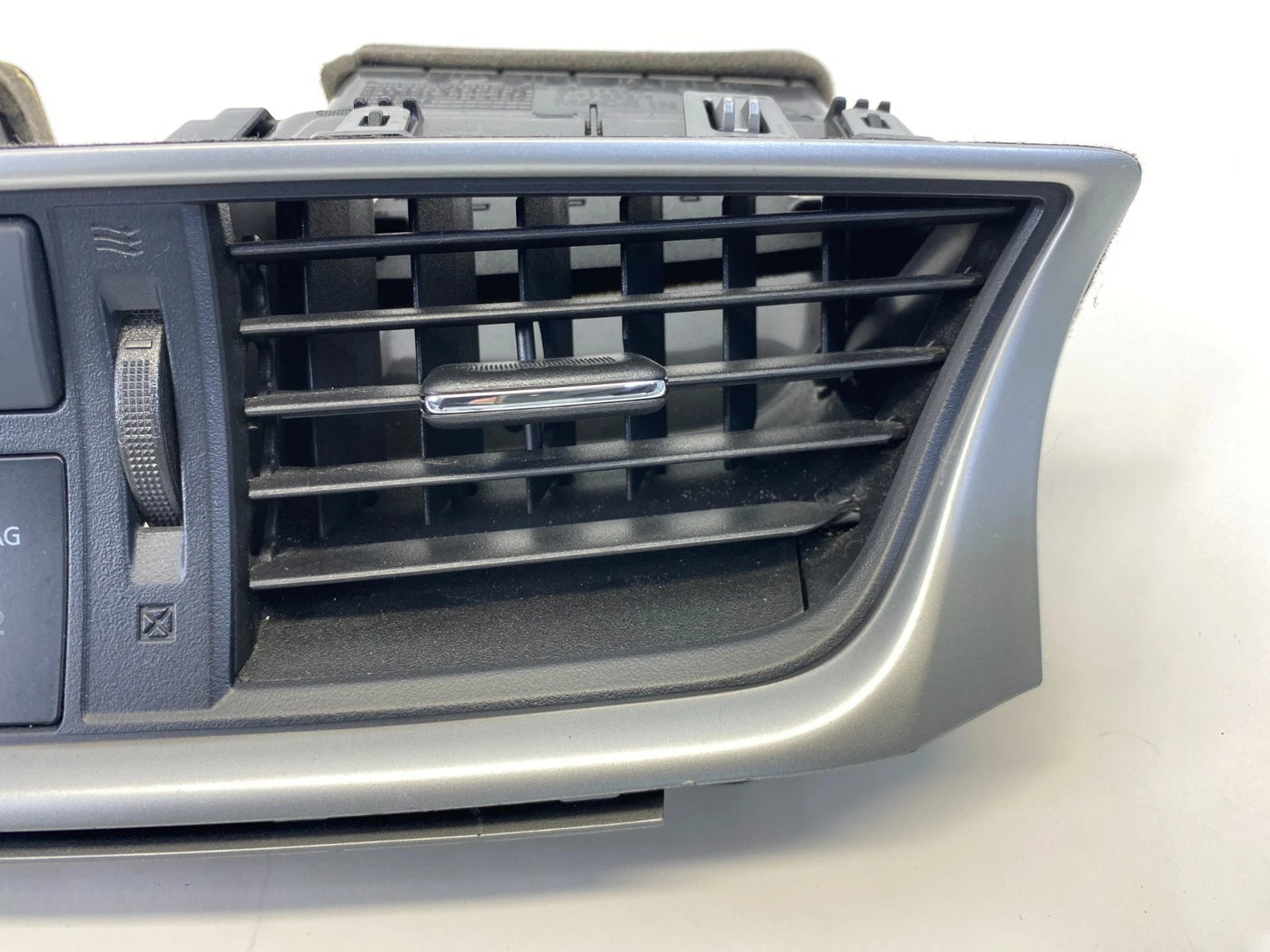 2013-2015 NISSAN SENTRA CENTER DASH AC AIR VENT & HAZARD SWITCH BEZEL TRIM OEM