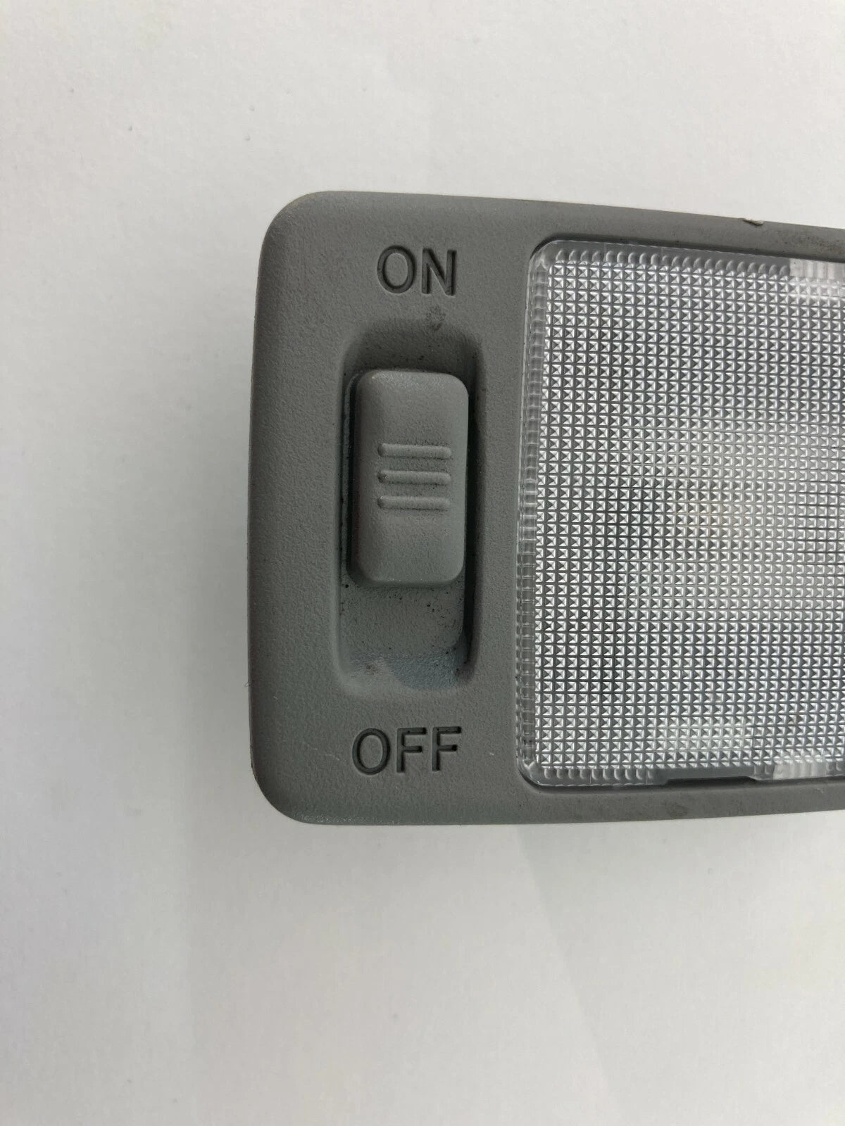 04 05 06 07 08 09 TOYOTA PRIUS INTERIOR ROOF DOME MAP LIGHT LAMP OEM