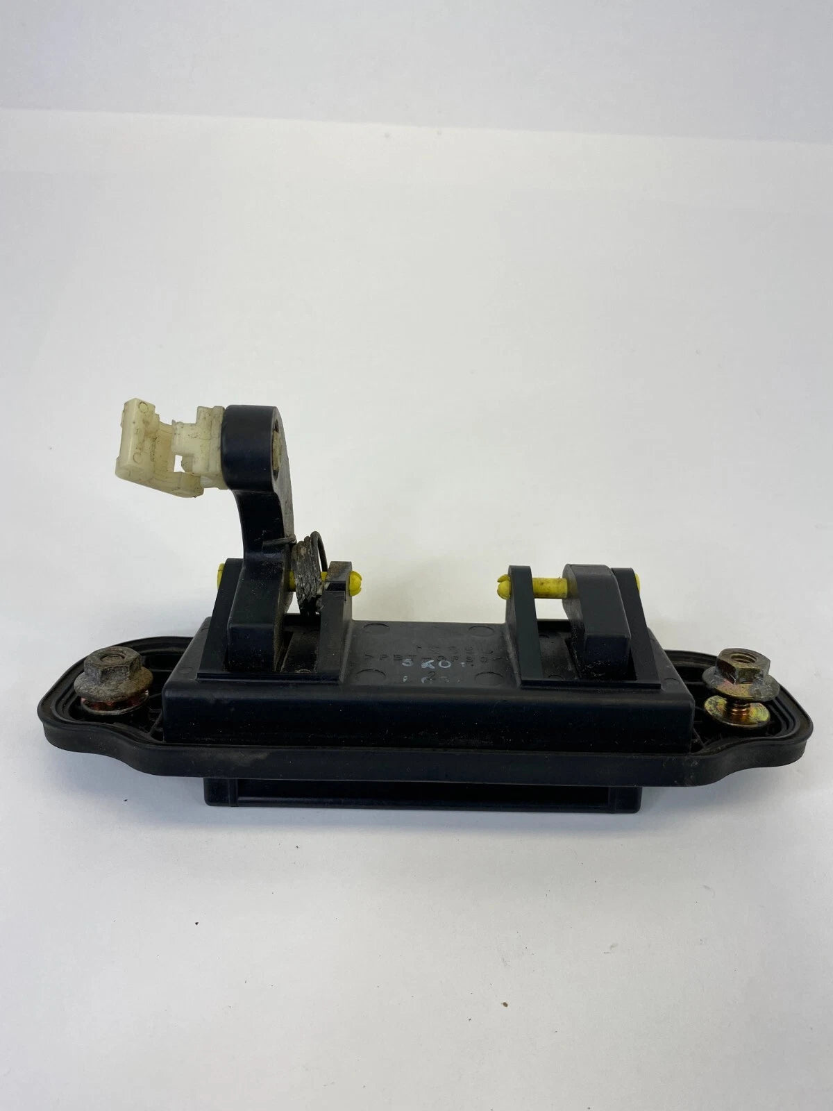 2000-2006 MAZDA MPV REAR TRUNK TAILGATE LIFTGATE DOOR LATCH HANDLE OUTSIDE OEM