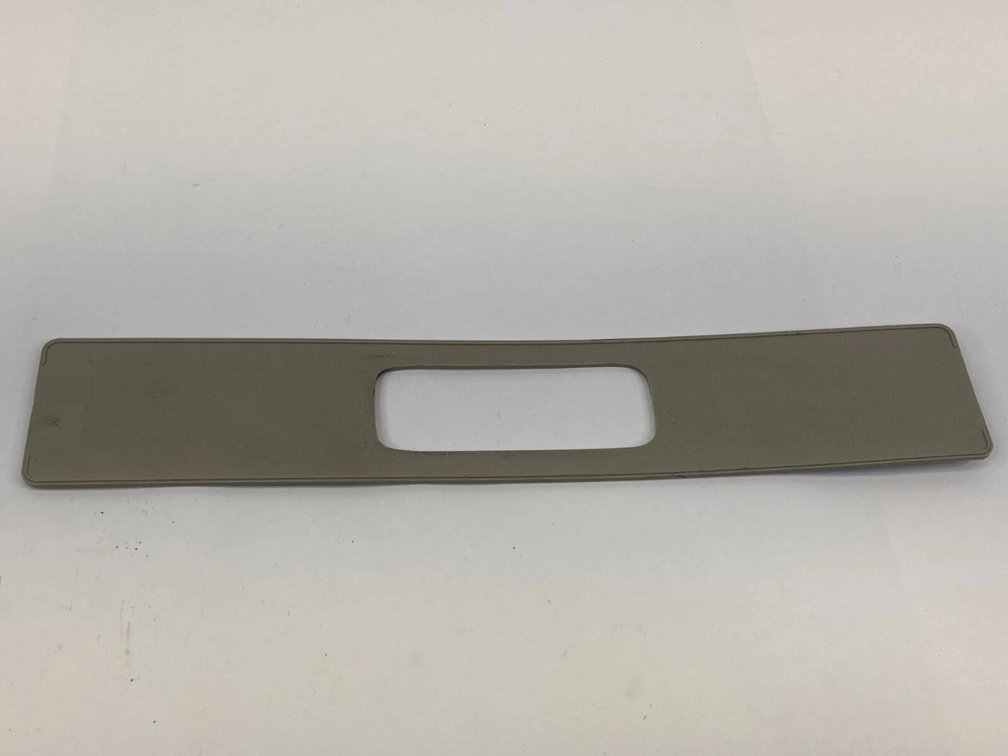 2007-2009 NISSAN SENTRA FRONT LEFT SEAT BELT SHOULDER ADJUSTER COVER CAP TRIM