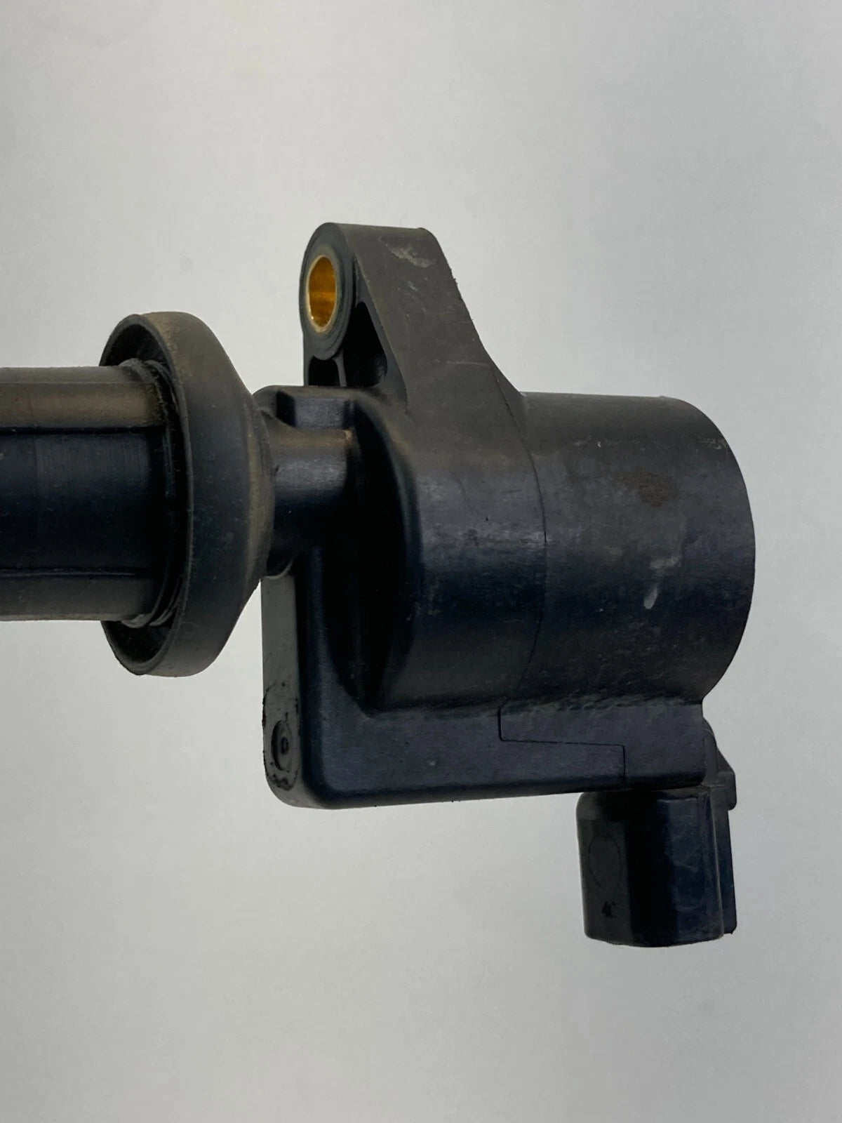2005-2008 FORD ESCAPE 2.3L ENGINE IGNITION COIL IGNITER 4M5G-12A366-BC OEM