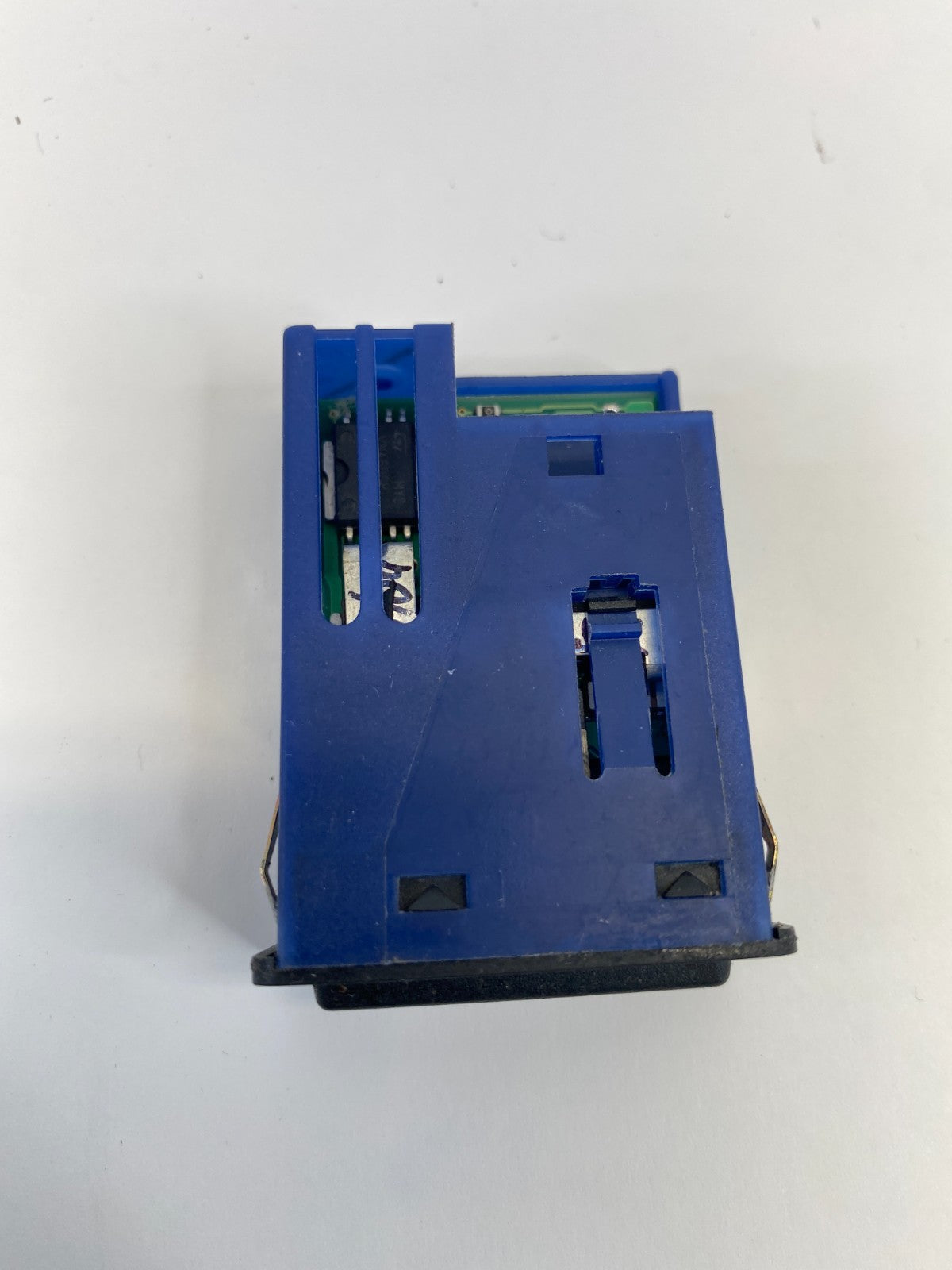 03-09 Range Rover Center Console Left & Right Rear Seat Heater Control Switch