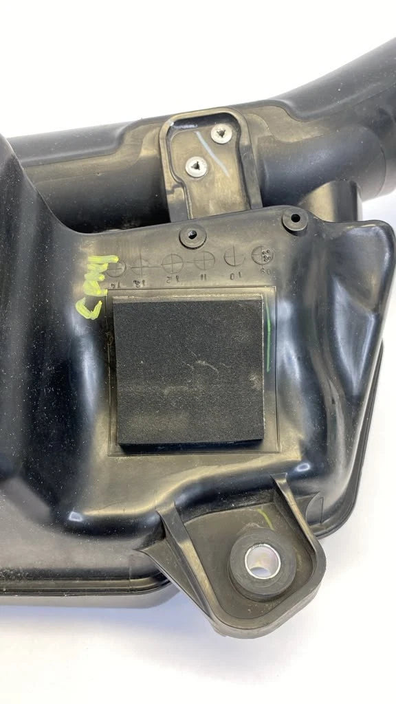 2010-2015 TOYOTA PRIUS 1.8L HYBRID AIR INTAKE RESONATOR BOX UNIT OEM 1775037010