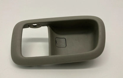 1997-2001 LEXUS ES300 REAR LEFT INTERIOR INNER DOOR HANDLE BEZEL 6927833030 OEM