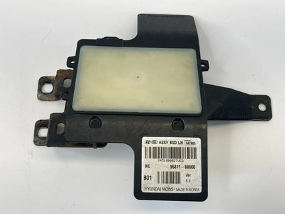 2013-2016 HYUNDAI SANTA FE REAR LEFT BLIND SPOT SENSOR MONITOR MODULE 95811B8000