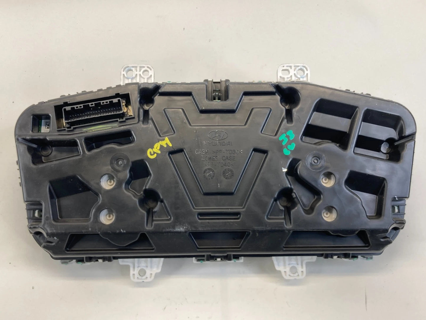 15 16 17 HYUNDAI SONATA AT INSTRUMENT CLUSTER GAUGE SPEEDOMETER 94001-C2000 OEM