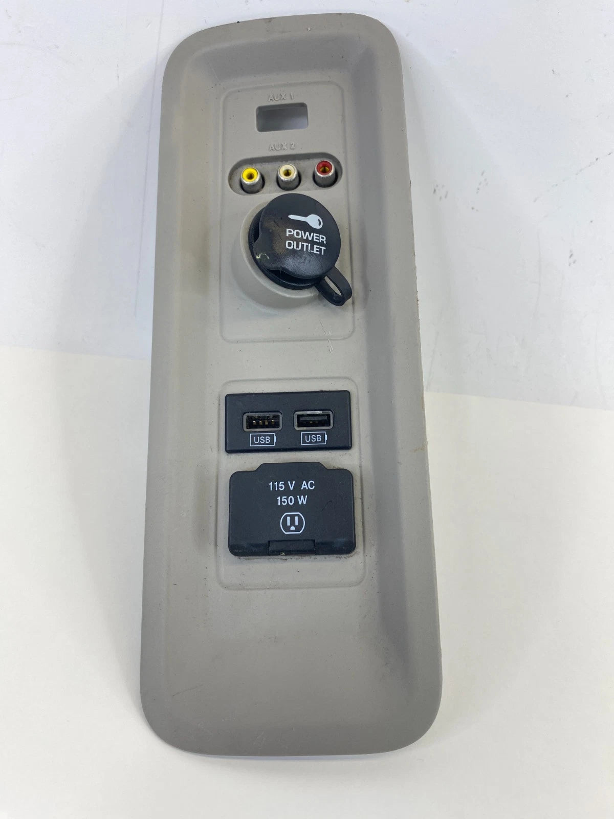 2013-2016 Town & Country Rear Power Outlet Housing W/Usb Port Panel 1XF85BD1AA