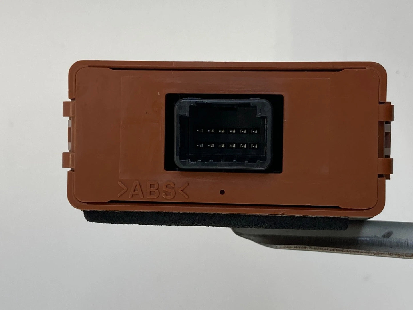 2005-2009 TOYOTA PRIUS TIRE PRESSURE MONITORING SYSTEM COMPUTER OEM 89769-47011
