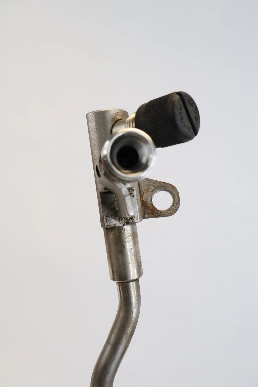 2012-2016 MERCEDES-BENZ E350 HIGH PRESSURE FUEL RAIL INJECTION SUPPLY LINE PIPES