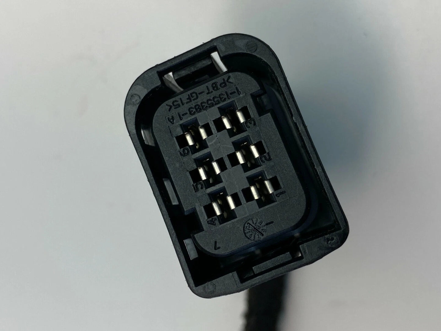 2006 MERCEDES-BENZ C 280 FRONT RIGHT SIDE DOOR PLUG SOCKET 6 PORT 6 PIN WIRING