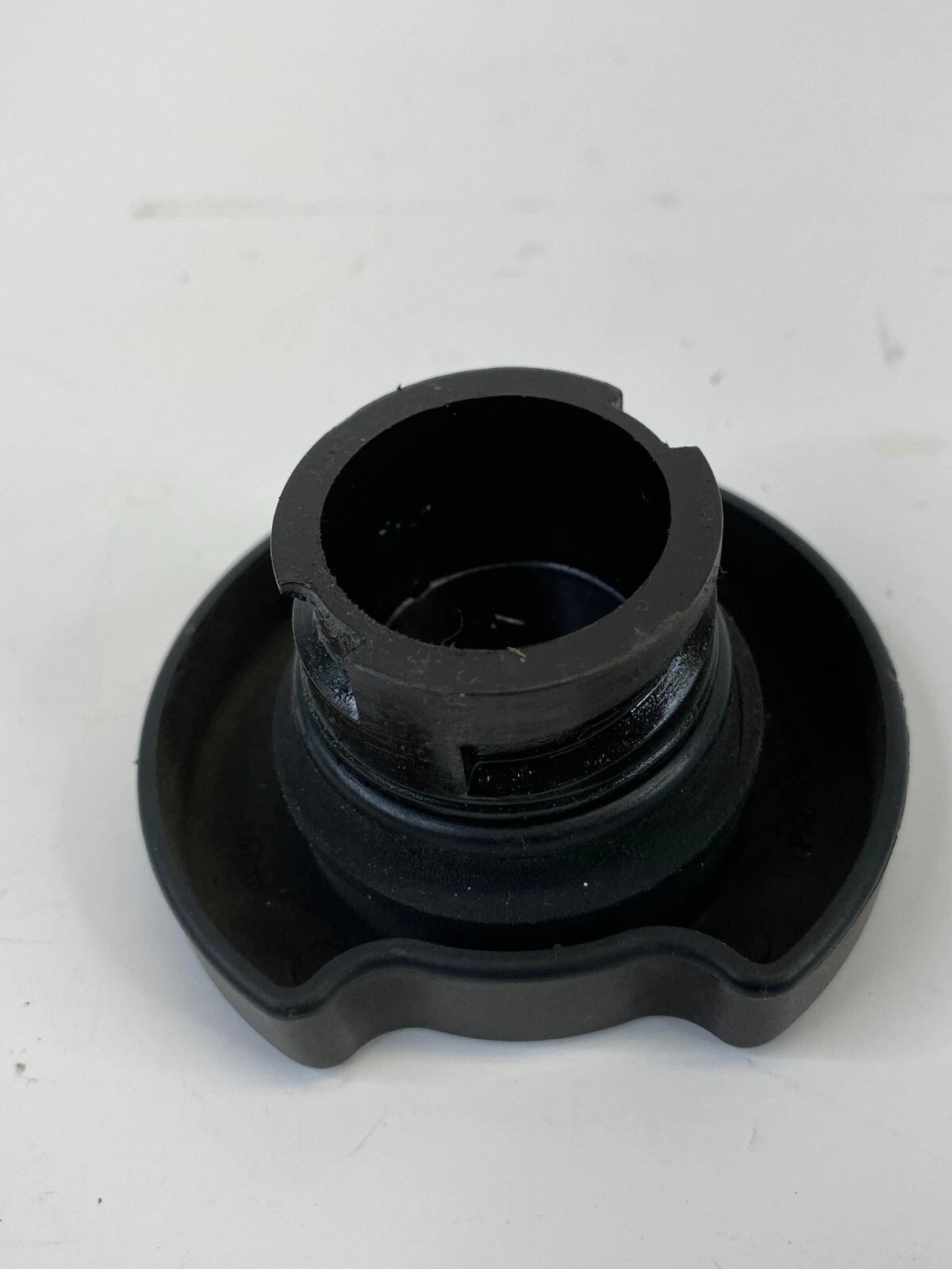 2002-2010 FORD EXPLORER MOUNTAINEER 4.0L ENGINE MOTOR OIL FILLER CAP TOP COVER