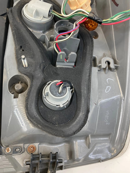 2010 2011 10 11 TOYOTA PRIUS REAR LEFT DRIVER TAIL LIGHT TAILLIGHT ASSEMBLY OEM