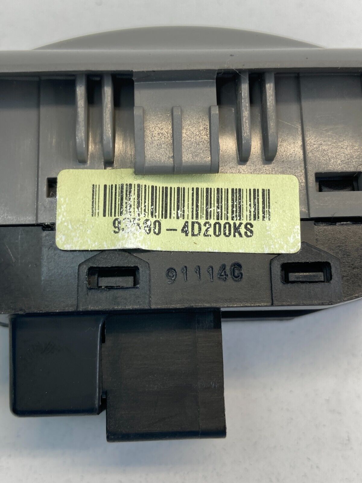 2006-2012 Kia Sedona Rear Left Side Door Power Window Switch Assembly OEM