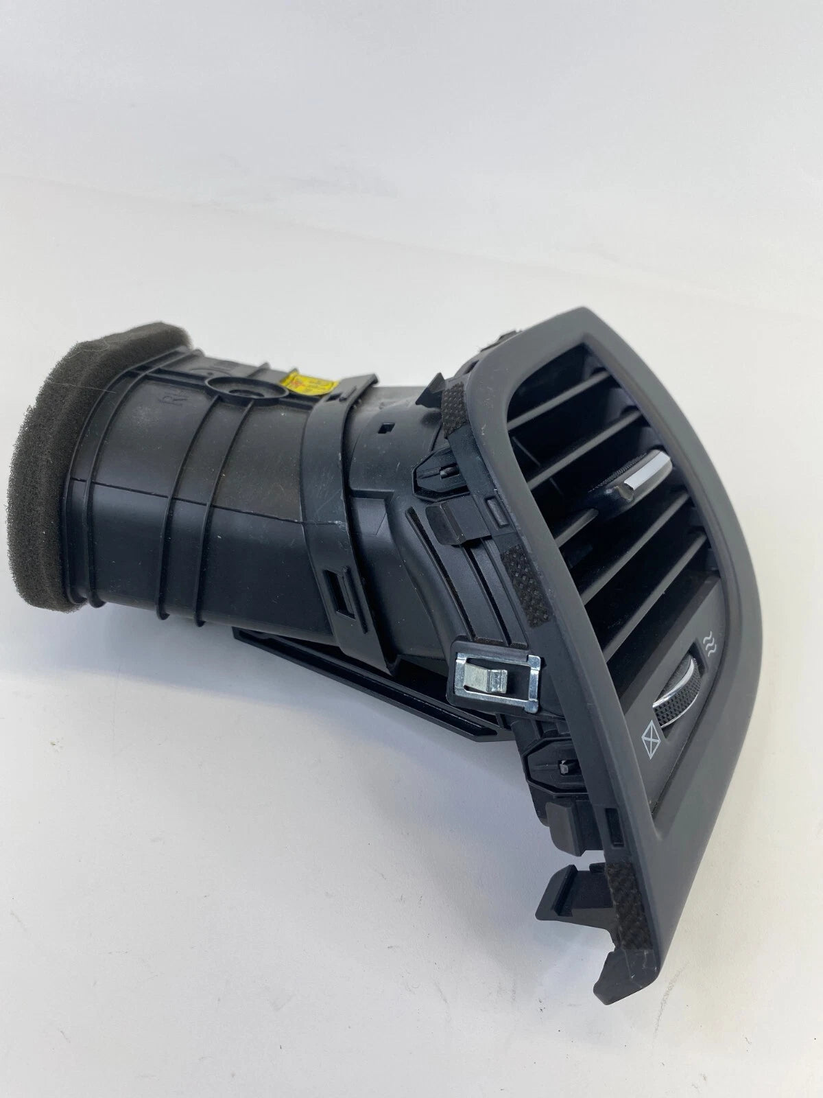 12-17 Hyundai Accent Dash Front Right Passenger A/C Air Vent 97480-1R000 OEM
