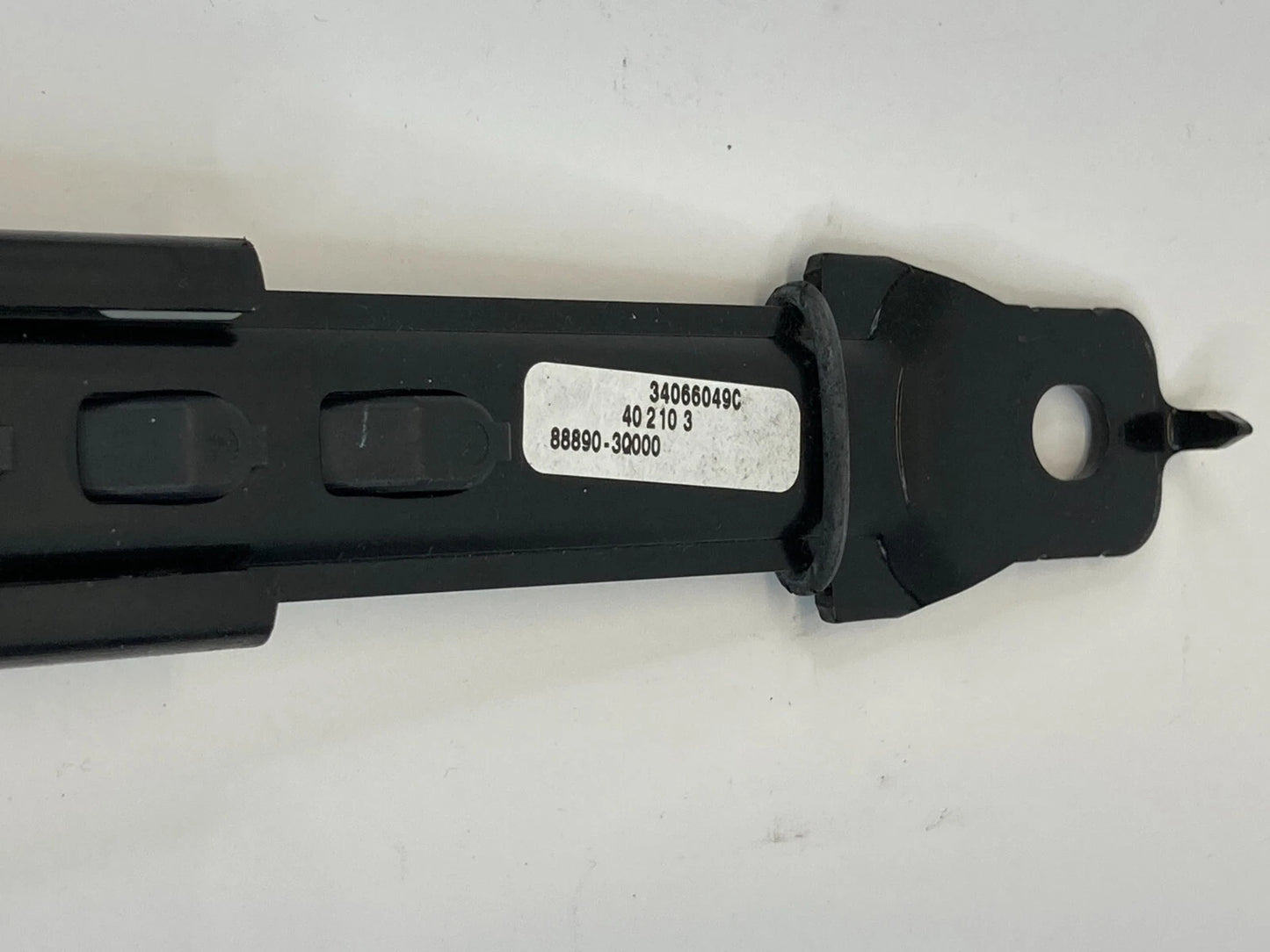 2011-2014 HYUNDAI SONATA FRONT LEFT OR RIGHT SIDE SEAT BELT HEIGHT ADJUSTER OEM