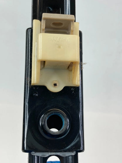 2011-2016 HYUNDAI ELANTRA FRONT RIGHT PASSENGER SIDE SEAT BELT HEIGHT ADJUSTER