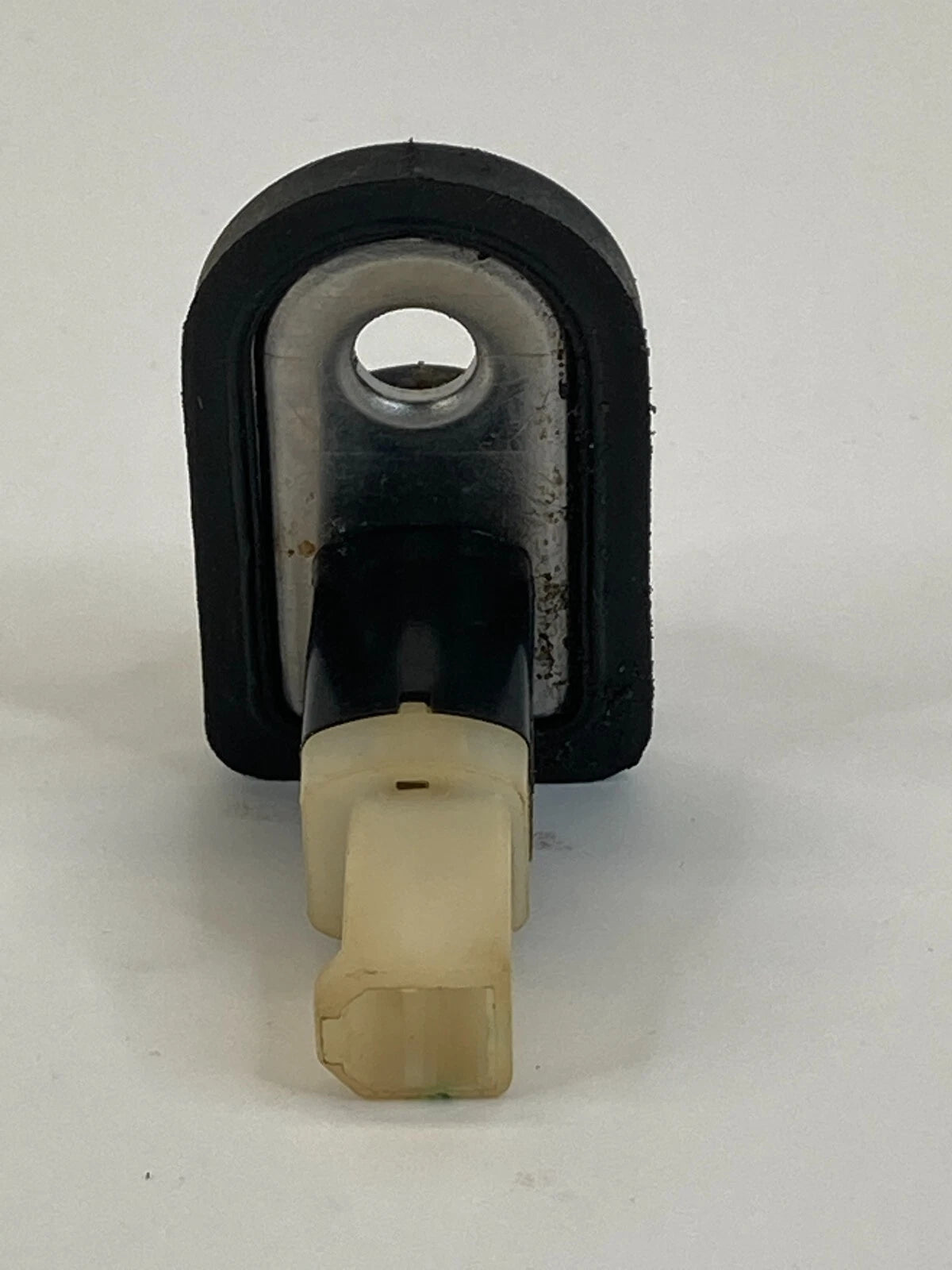 2007-2015 HYUNDAI SONATA LEFT OR RIGHT DOOR AJAR JAMB LIGHT SWITCH SENSOR OEM