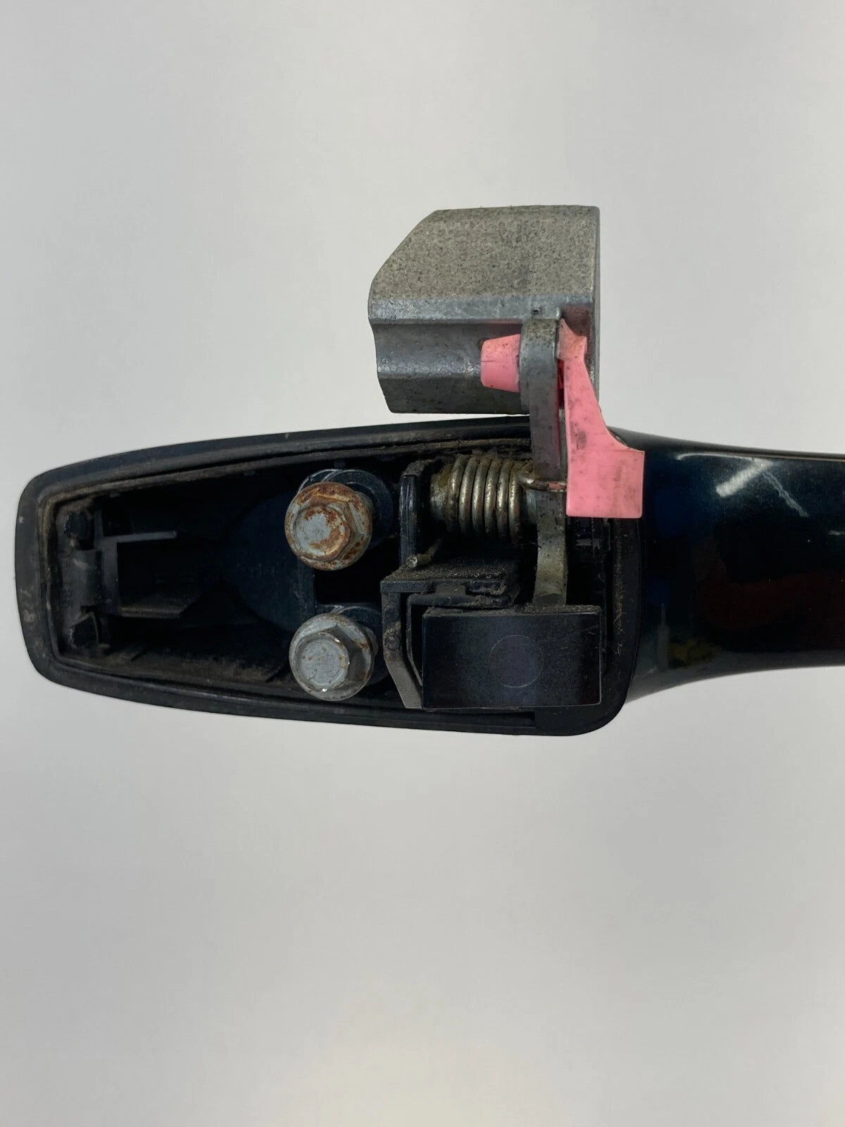 2008-2010 DODGE CALIBER REAR LEFT DRIVER SIDE EXTERIOR DOOR HANDLE ASSEMBLY OEM
