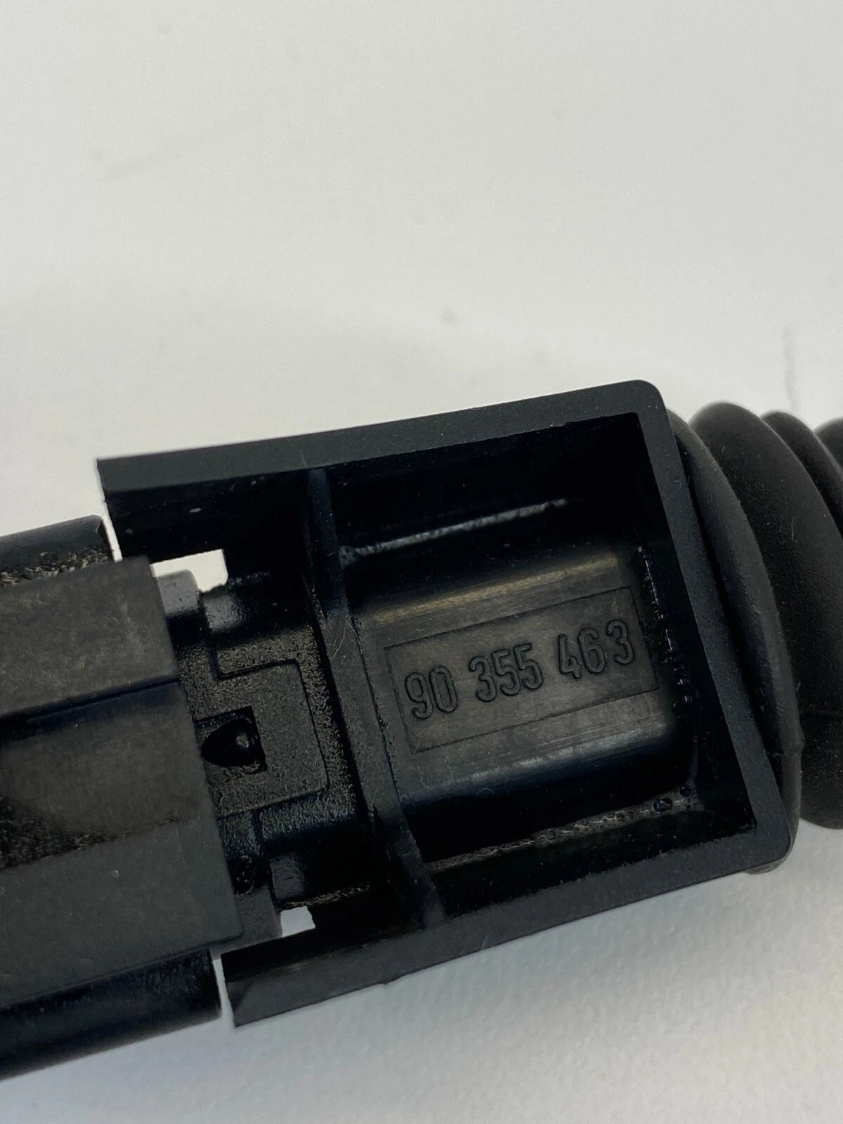 99-11 SAAB 9-3 99-09 SAAB 9-5 HOOD AJAR INDICATOR CONTACT SWITCH 90355463 OEM