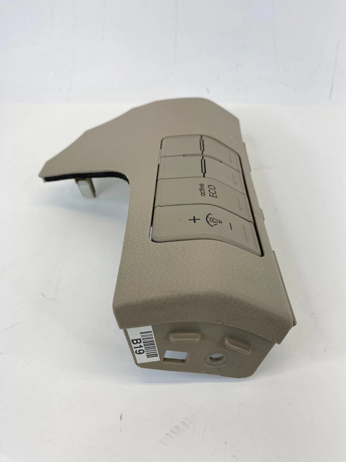 13-17 HYUNDAI ELANTRA GT ECO TRACTION BUTTON SWITCH W/ COVER DY84730-A5000 OEM