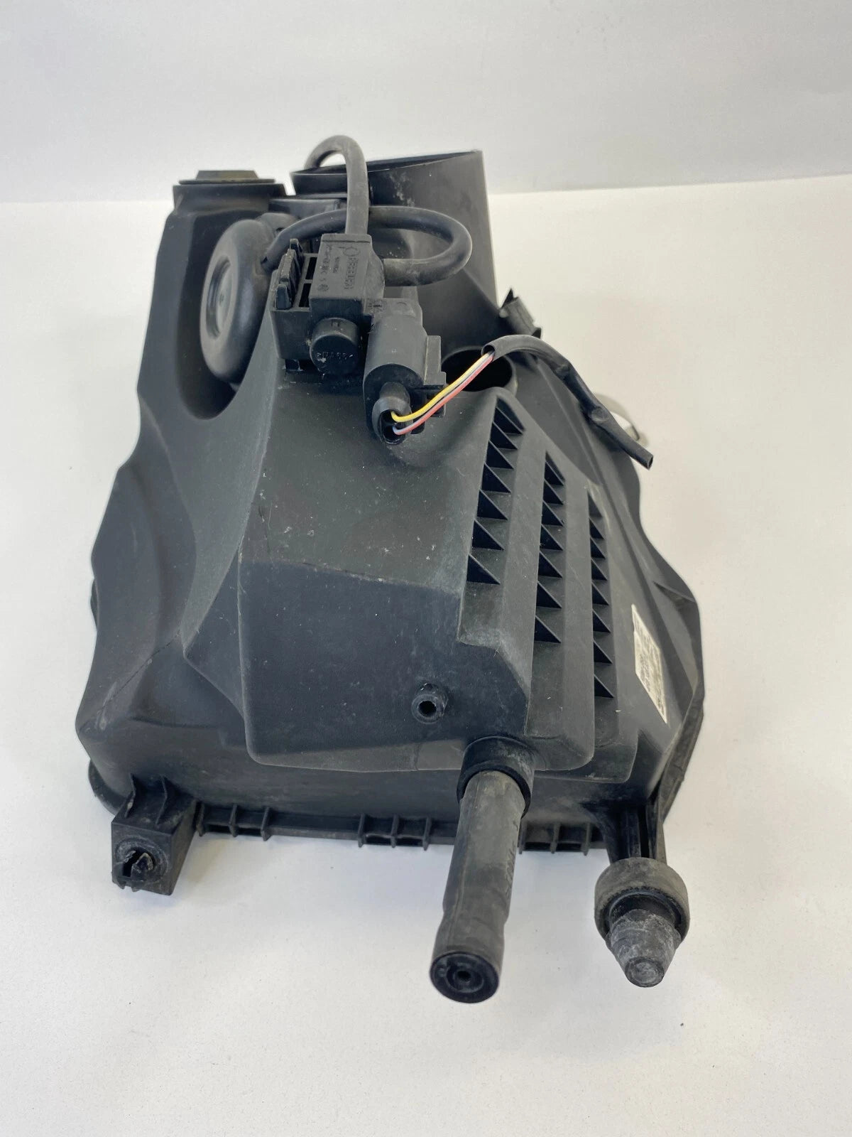 2005-2011 AUDI A6 QUATTRO 4.2L AIR INTAKE CLEANER BOX HOUSING 4F0-133-837E OEM