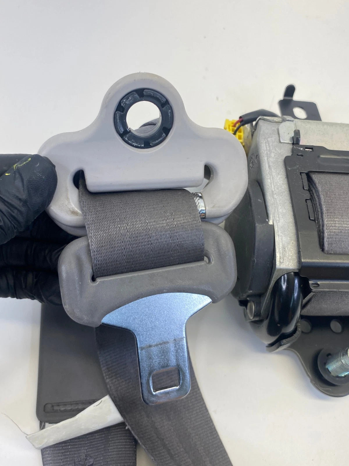 2007-2011 HONDA CR-V FRONT RIGHT SEAT BELT RETRACTOR ASSEMBLY OEM 608200402A