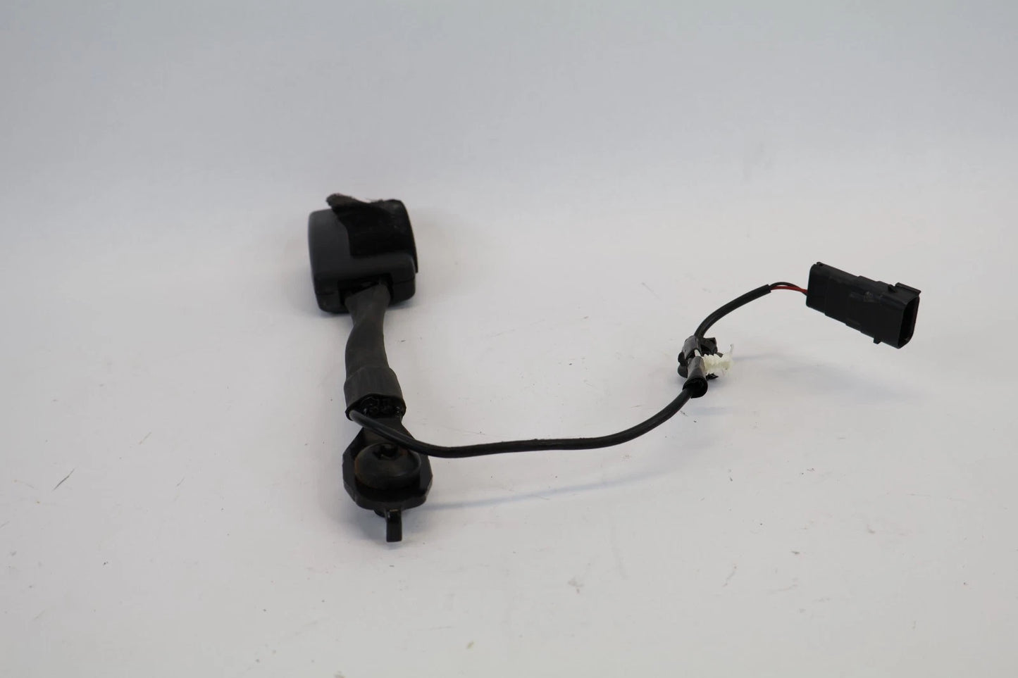2013-2015 FORD ESCAPE FRONT LEFT SIDE SEAT BELT BUCKLE CJ54-61209-A OEM FACTORY