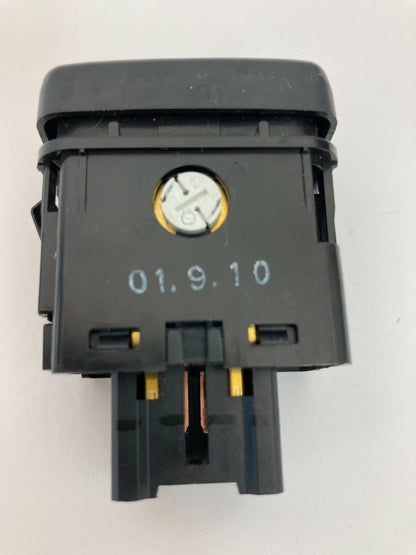 1999-2004 HONDA ODYSSEY DOOR DOME LIGHT LAMP OFF CONTROL SWITCH BUTTON 2M17774