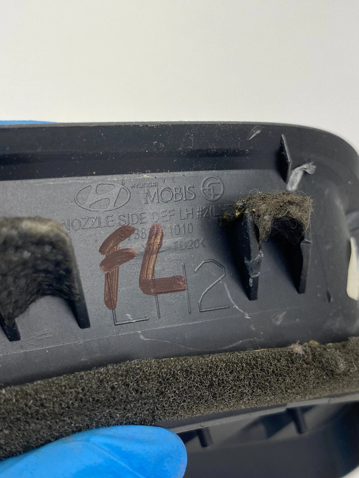 2015-2019 HYUNDAI SONATA LEFT DRIVER DASH AC AIR VENT DEFROSTER DUCT 97383-C1010