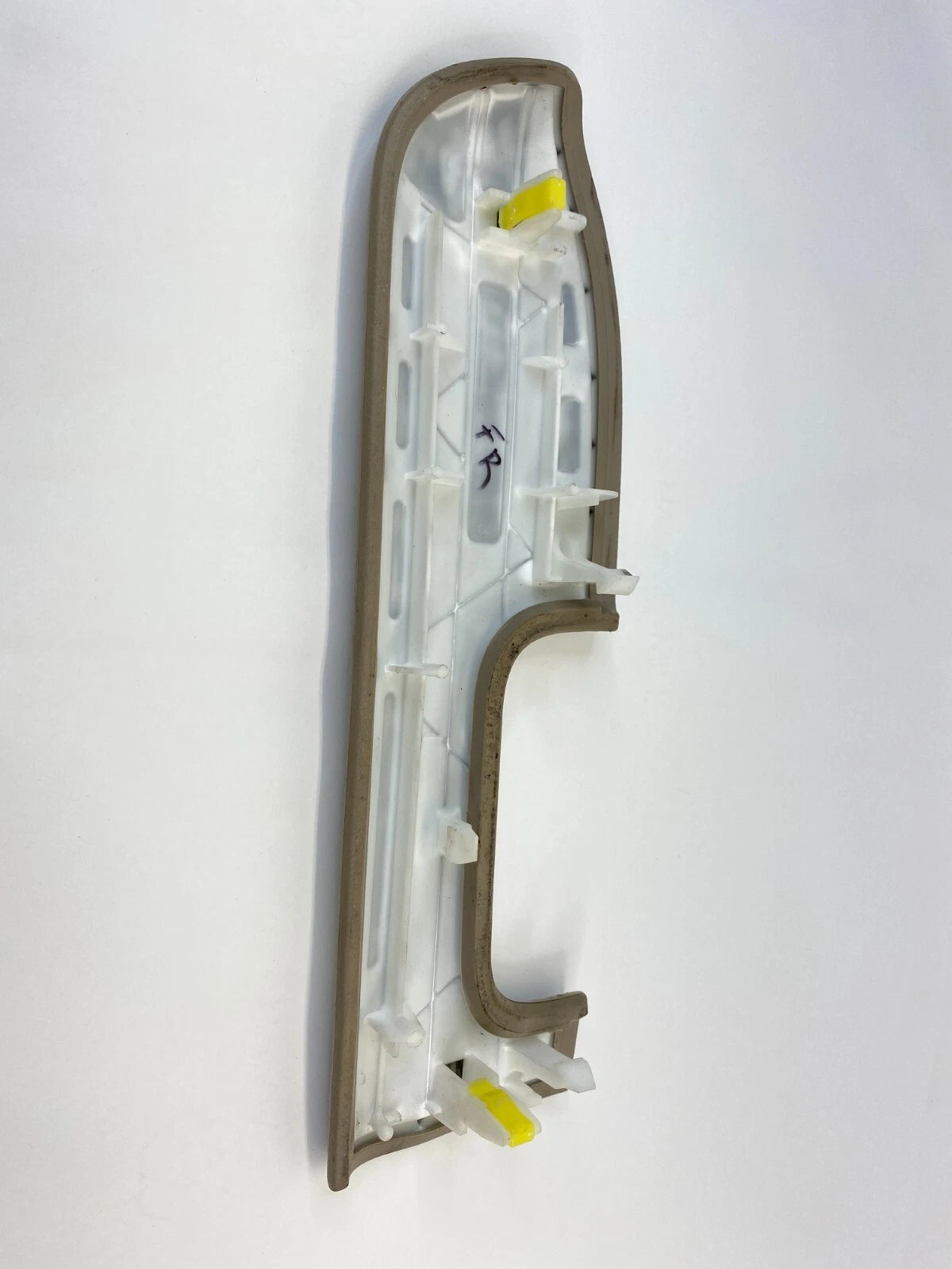 2003-2008 TOYOTA COROLLA PASSENGER RIGHT FRONT DOOR PANEL ARMREST ARM REST BEZEL