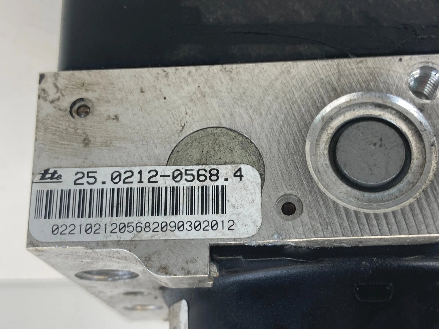 2010-2012 DODGE CALIBER 2.0L AT FWD ABS ANTI LOCK BRAKE PUMP P68023303AC OEM