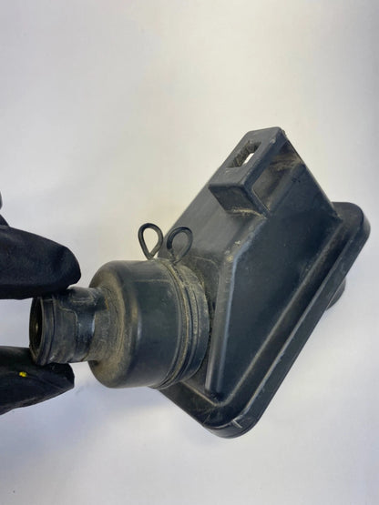 2003-2007 HONDA ACCORD ENGINE AIR INTAKE RESONATOR CHAMBER COUPLER ASSY UNIT OEM