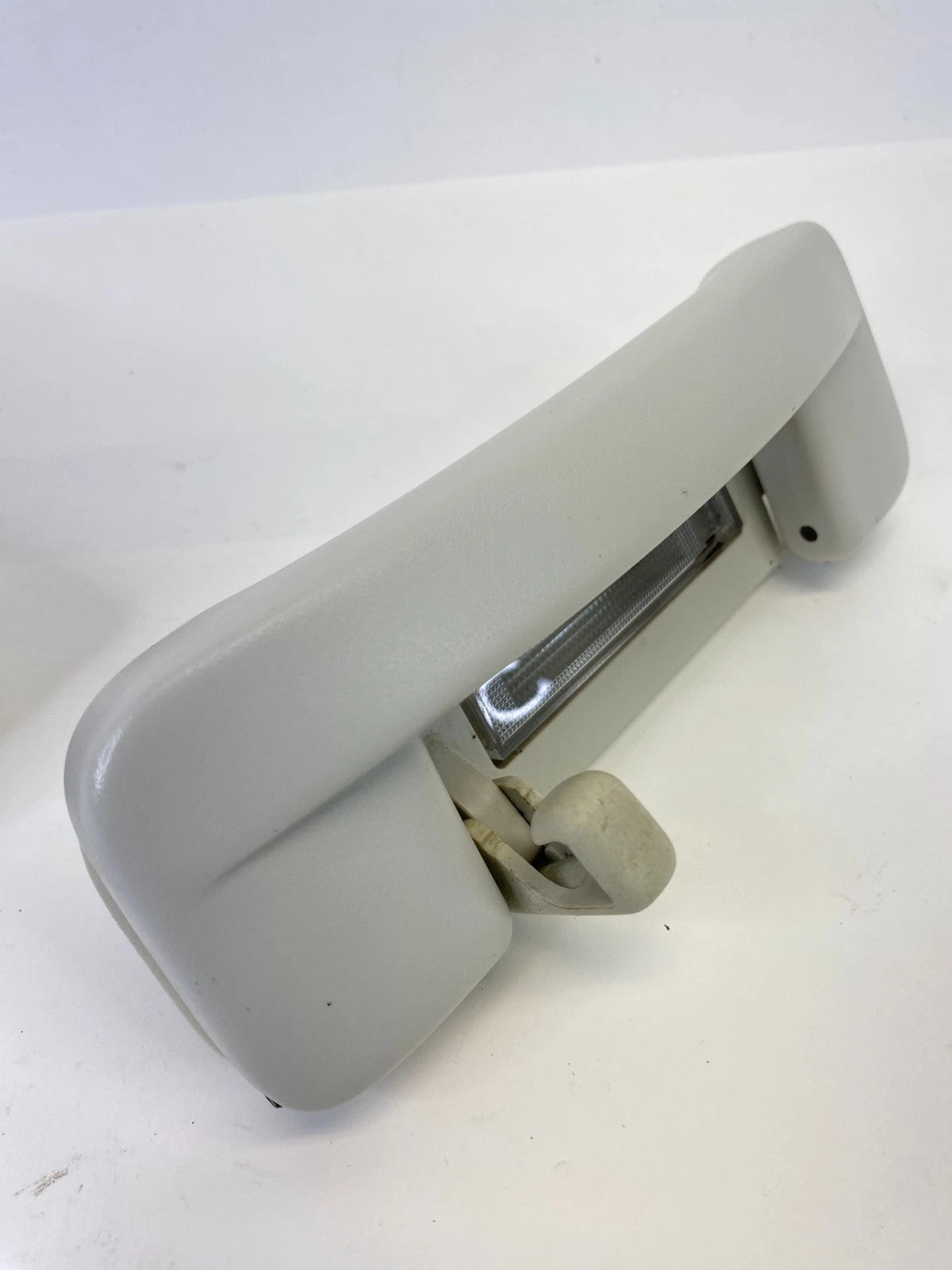 08-10 CHRYSLER 300 ROOF REAR RIGHT & LEFT BACK INTERIOR GRAB HANDLE W/ LIGHT OEM