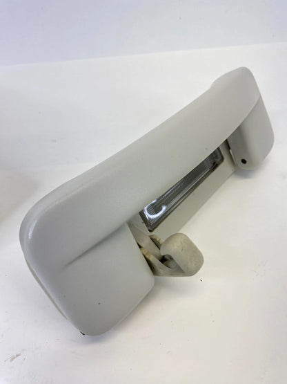 08-10 CHRYSLER 300 ROOF REAR RIGHT & LEFT BACK INTERIOR GRAB HANDLE W/ LIGHT OEM