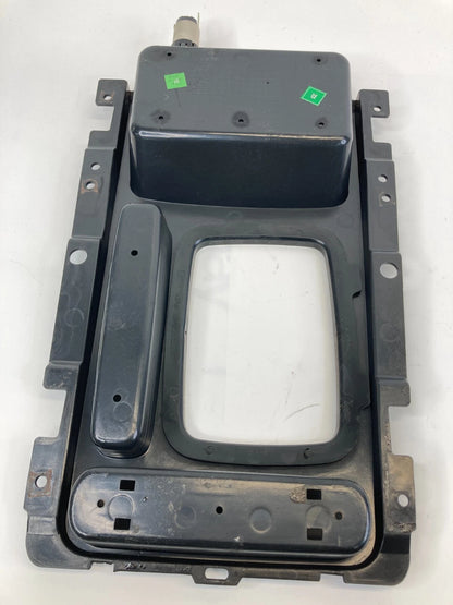 2003-2006 KIA SORENTO A/T CENTER CONSOLE SHIFT COVER BEZEL TRIM 84621-3E070 OEM