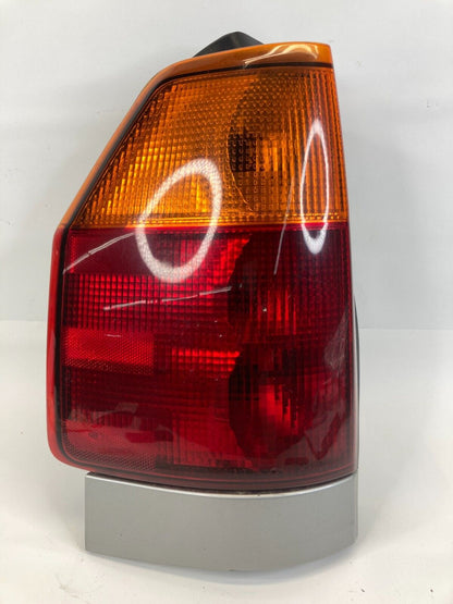 2002-2009 GMC Envoy Rear Left Driver Tail Light Taillight Tail Lamp 15131576