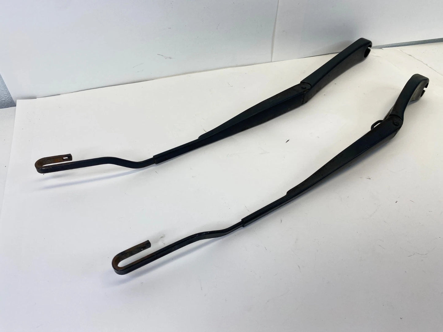 2006 2007 SAAB 9-3 FRONT WINDSHIELD WIPER ARM PAIR LH RH OEM FACTORY 12761936