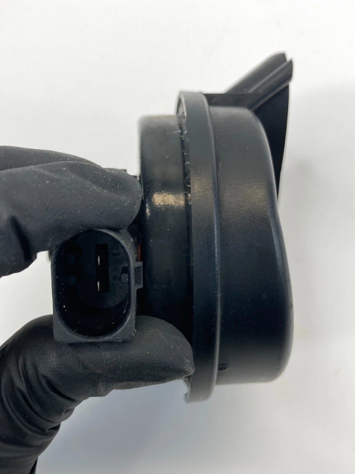 2009-2016 AUDI A4 A4 QUATTRO HIGH NOTE HORN SIREN ALARM ASSEMBLY OEM