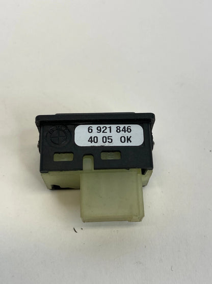 2006 BMW 330XI 330I 325XI TRUNK LID RELEASE CONTROL SWITCH BUTTON 6921846 OEM