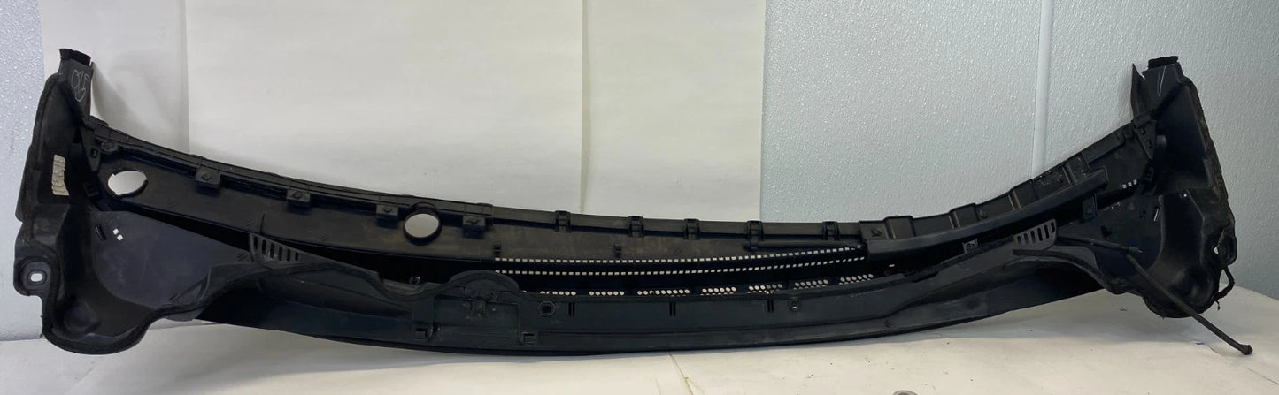 2011-2016 HYUNDAI ELANTRA WIPER WINDSHIELD COWL COVER PANEL 86150-3Y000 OEM