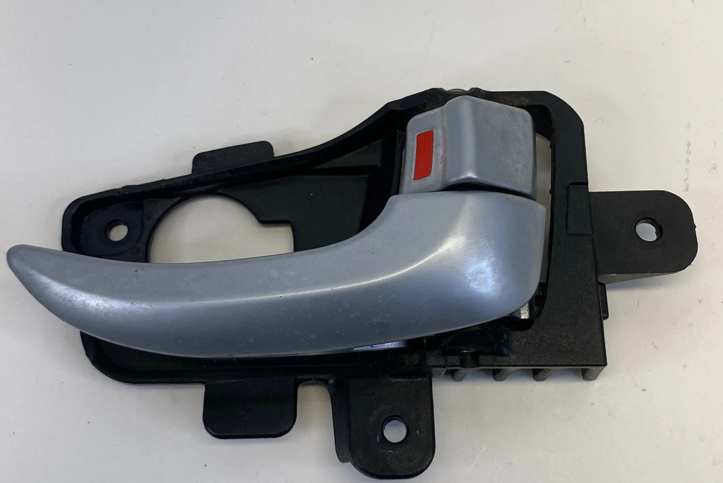 2013-2017 HYUNDAI ELANTRA GT REAR RIGHT BACK INTERIOR DOOR HANDLE 82623-GD000