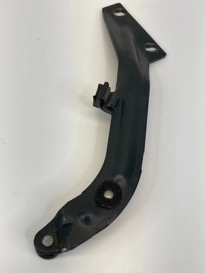 2005 2006 2007 BUICK TERRAZA REAR RIGHT SLIDING DOOR UPPER ROLLER BRACKET OEM