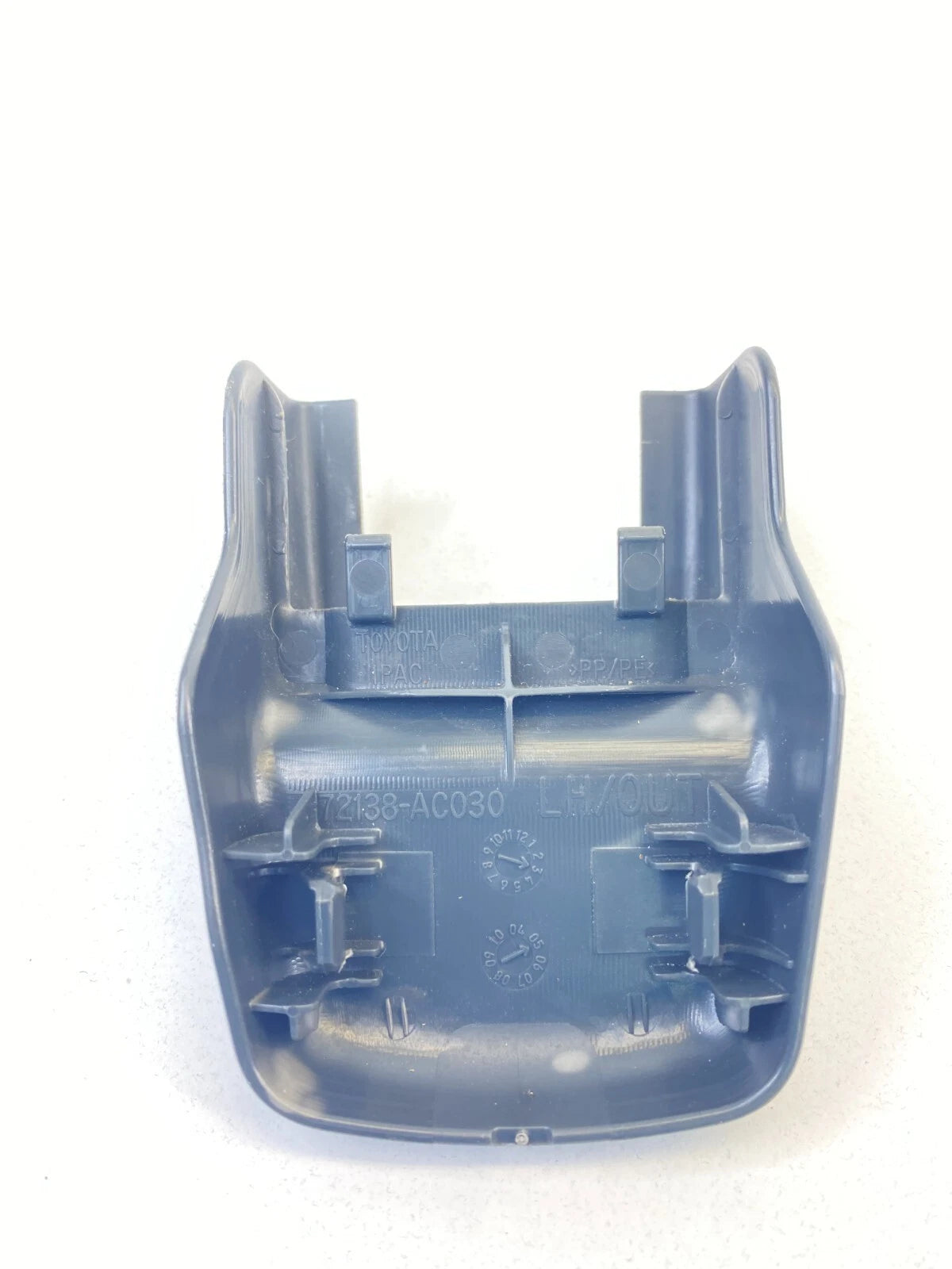 2005-2010 TOYOTA AVALON REAR LEFT OUTER SEAT TRACK END COVER TRIM 72138-AC030