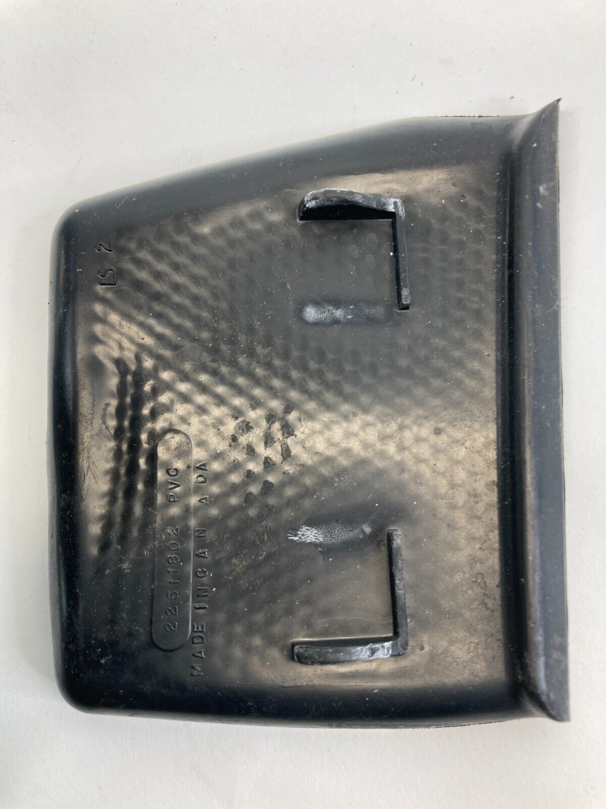 1999-2005 Pontiac Grand AM Center Console Rubber Tray Insert Mat 22611802