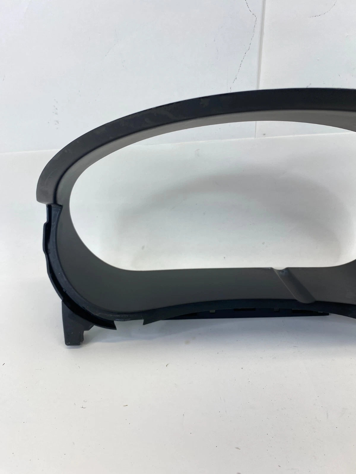 2010-2013 SUZUKI KIZASHI INSTRUMENT CLUSTER SPEEDOMETER BEZEL TRIM OEM 7331157L1