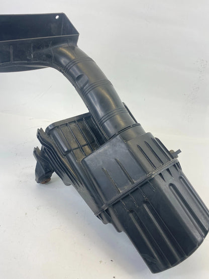 2010 2011 KIA SOUL 1.6L AIR CLEANER INTAKE BOX LOWER HOUSING & DUCT 28210-2K000