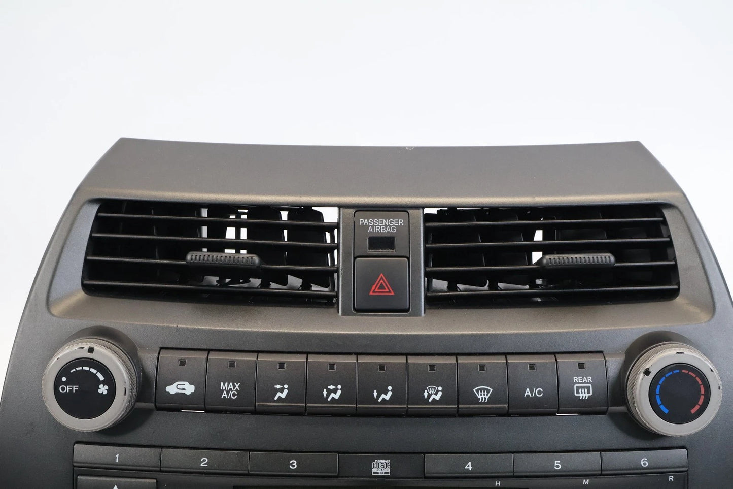 08-11 HONDA ACCORD AM/FM RADIO RECEIVER MP3 SINGLE CD W/ CLIMATE 39100TA0A01 OEM